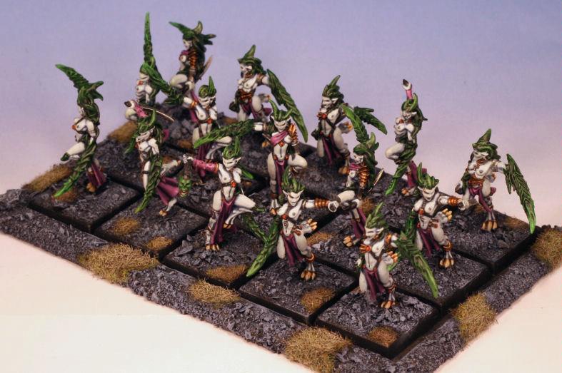 Warhammer Age Of Sigmar: Daemonettes Di Slaanesh Corno | Miniature Non Assemblate Non Dipinte